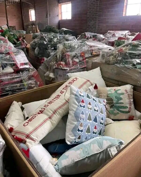 Christmas decoration pallets
