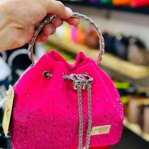ladies handbag pallets