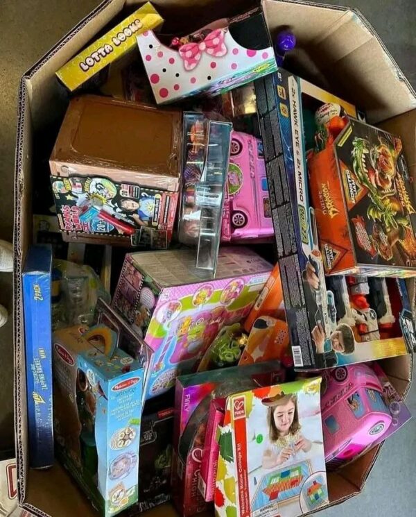 Kid's toy pallets