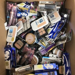 Cosmetic pallets